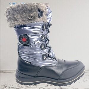 Cougar Canada Women’s Metallic Ice Blue Snow Boots 10M with Faux fur Trim